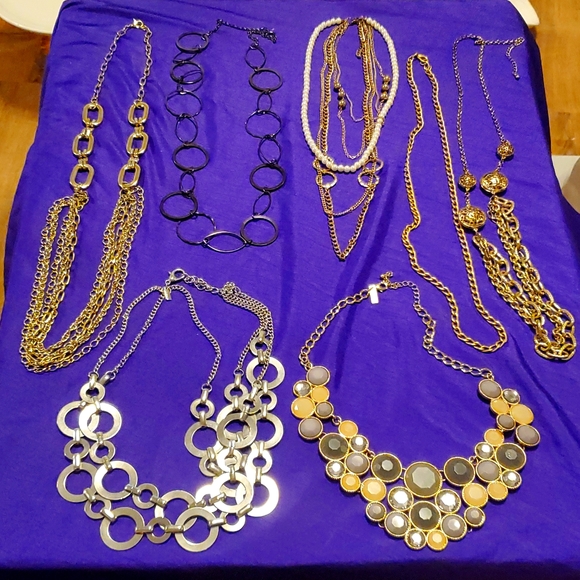 Jewelry - 7 Costume necklace chains lot gold silver